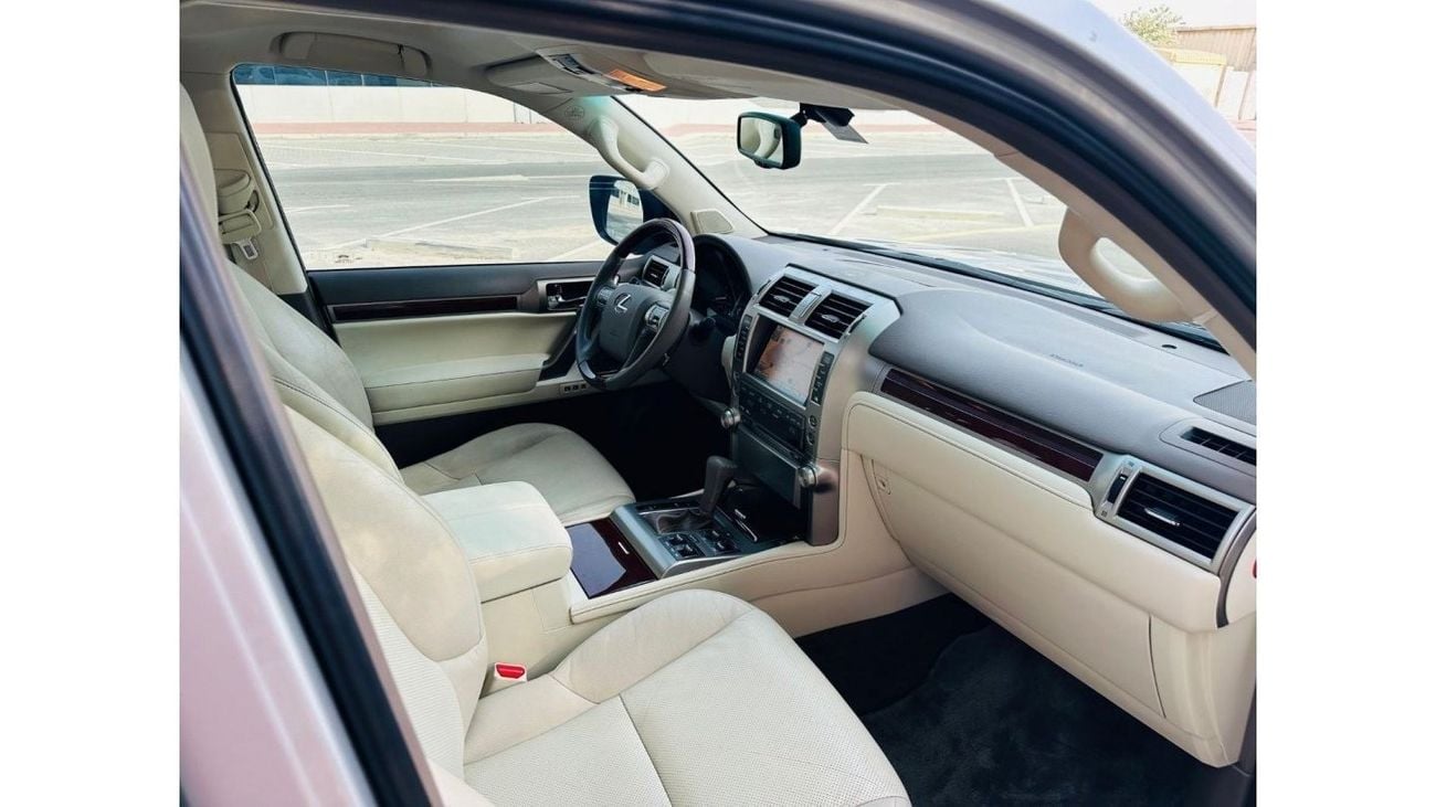 لكزس GX 460 LEXUS GX460 PLATINUM 4.6L V8 4X4 | GCC | BEAUTIFUL INTERIOR | FULL OPTION I FSH