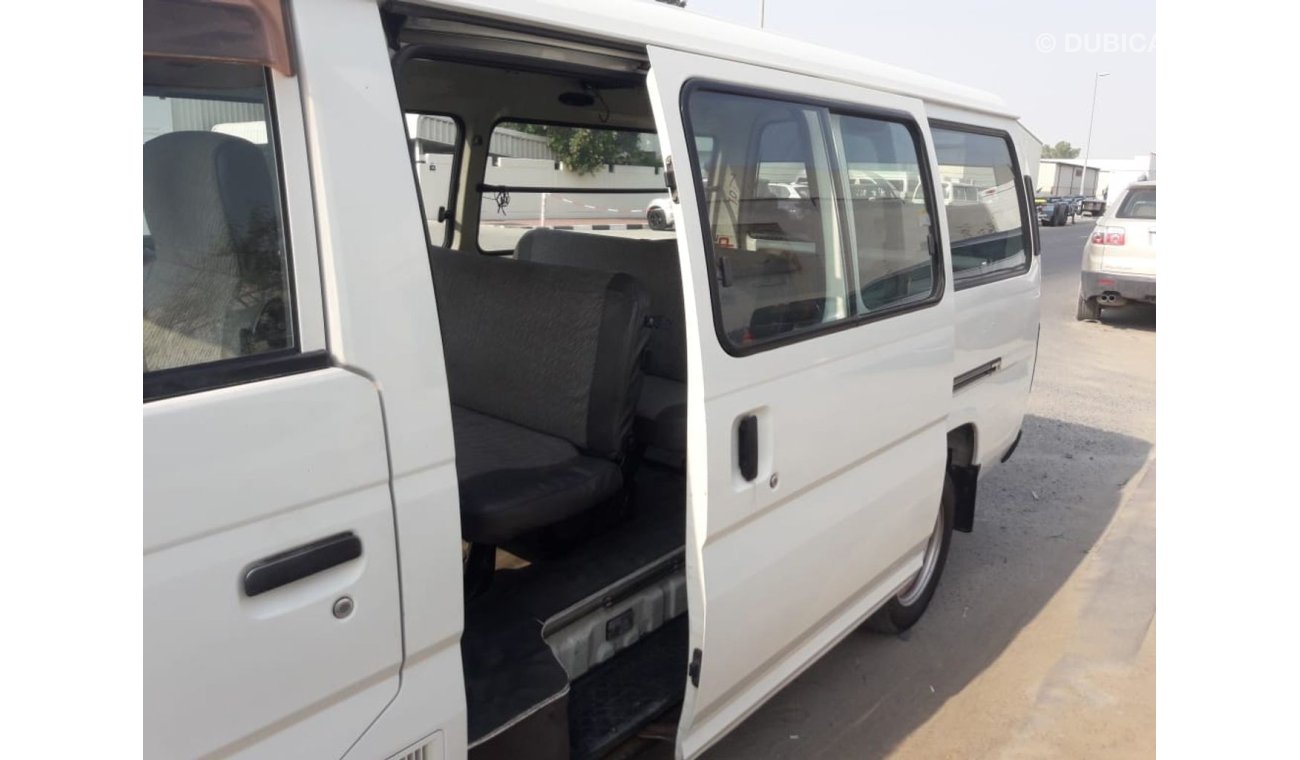 نيسان كارافان Caravan RIGHT HAND DRIVE (Stock no PM 693 )