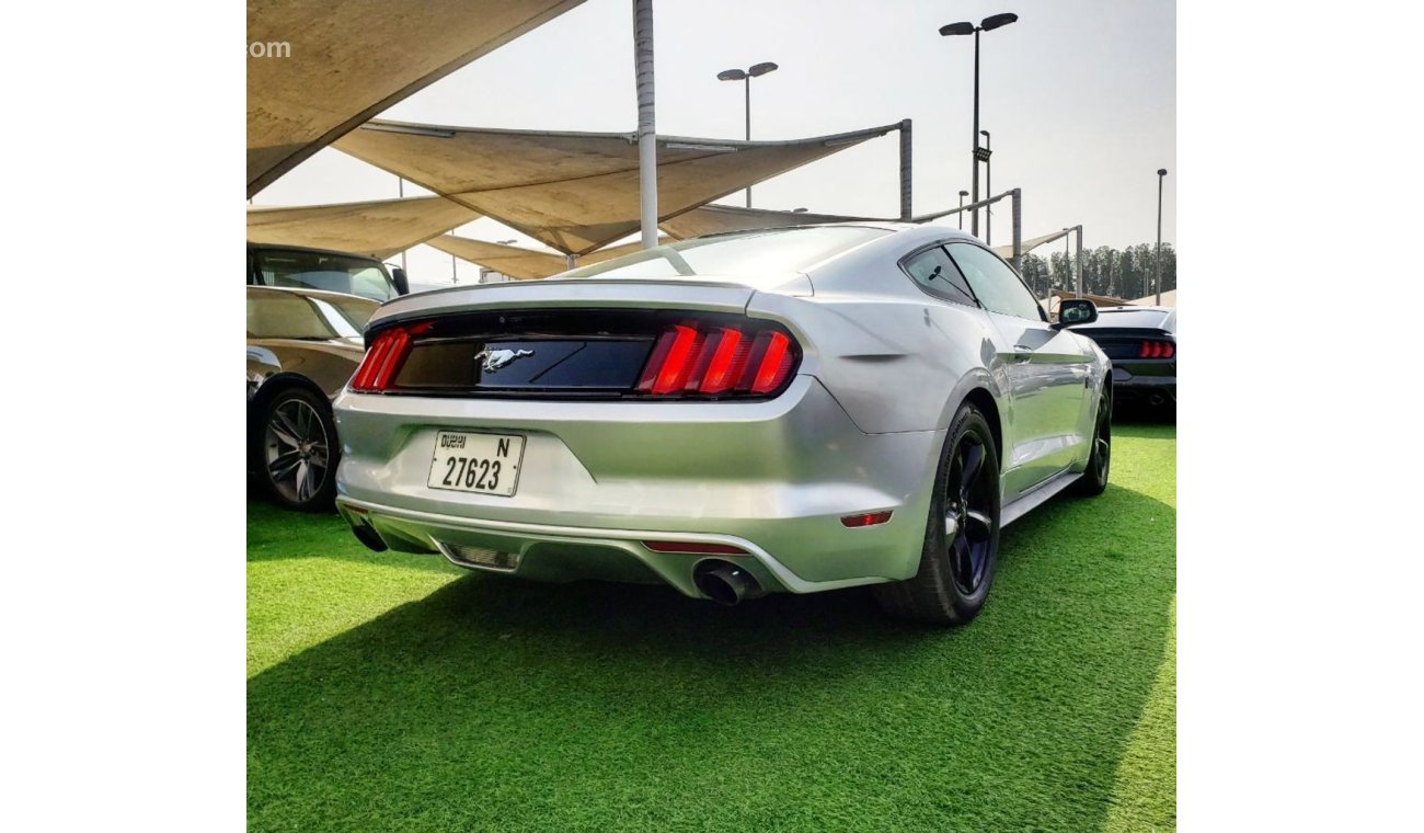 فورد موستانج MUSTANG/V4/2015/ Leather Seats/LOW KILOMETERS