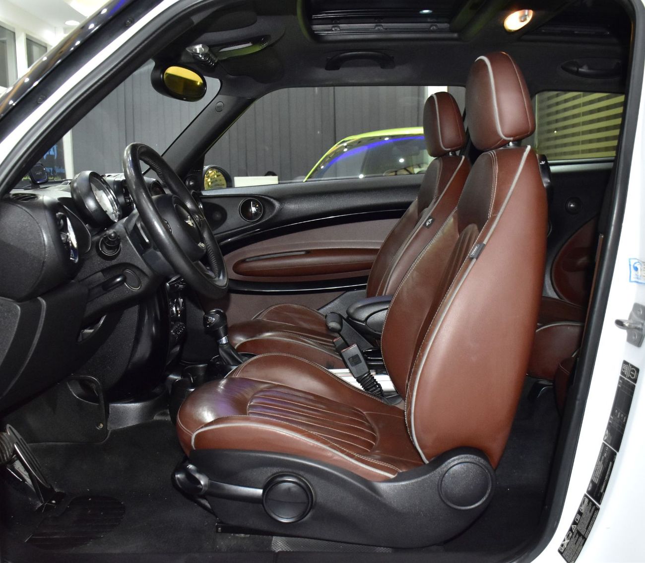 ميني كوبر إس بايسمان EXCELLENT DEAL for our Mini Paceman Cooper S ( 2013 Model ) in White Color GCC Specs