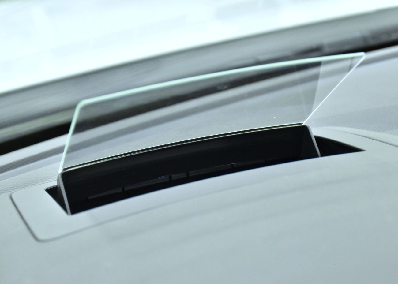 Volkswagen Tiguan Volkswagen Tiguan R-Line 4Motion ( 2024 Model ) in White Color GCC Specs