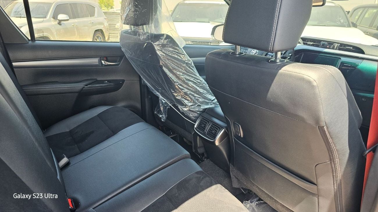 تويوتا هيلوكس GR Sport 2.8L