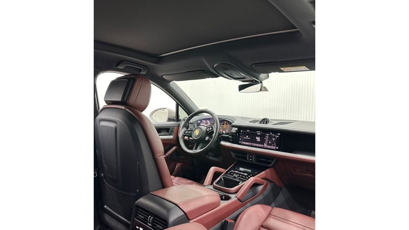 Porsche Cayenne 2024 Porsche Cayenne Coupe, Oct 2026 Porsche Warranty, Full Porsche Service History, GCC