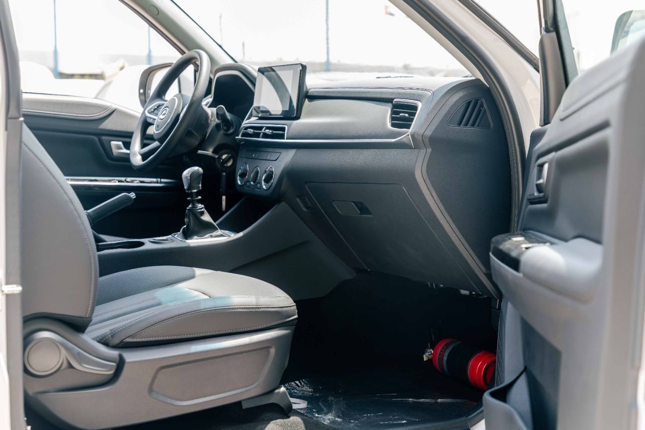 Great Wall Wingle 2026 Greatwall Wingle 7 4X2 Standard 2.0L - Manual - Titanium White Inside Black | Export Price