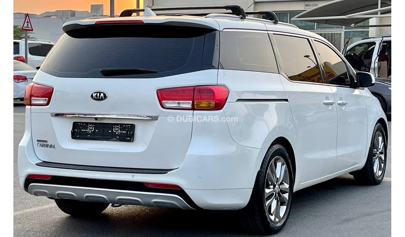 كيا كارنيفال كيا كرنفال 2016 خليجي فل أوبشن بحالة ممتازة بدون حوادث