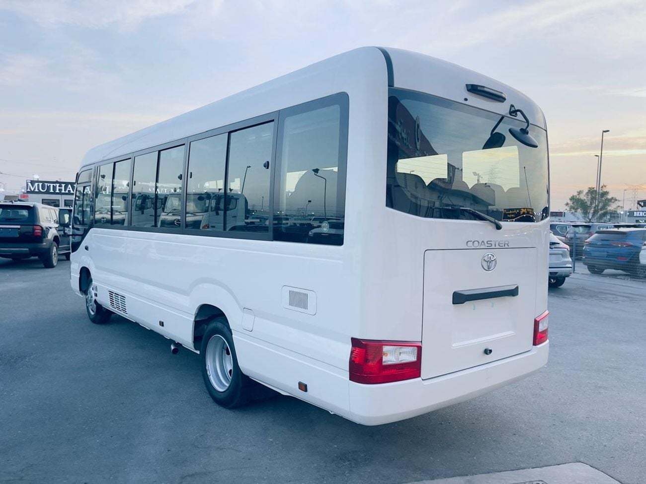 Toyota Coaster toyota coaster 4.0l 2025   23 seater 3 BELT
