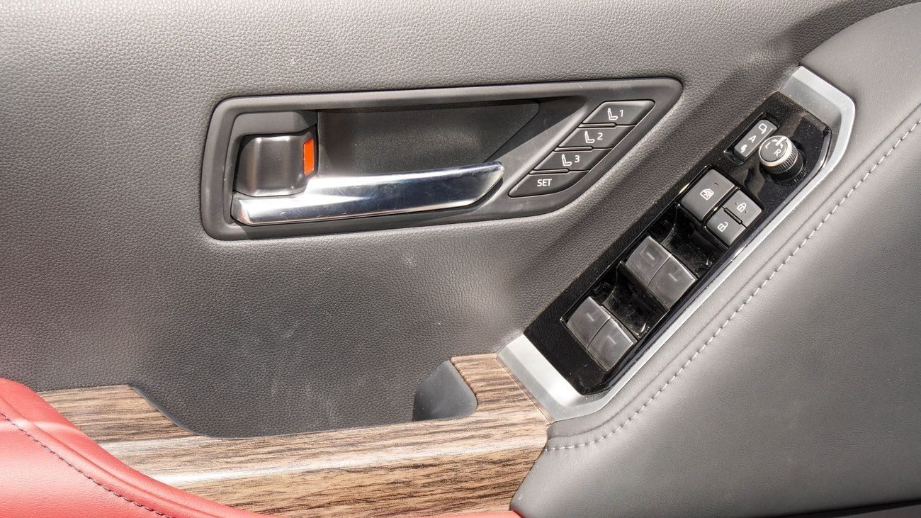 تويوتا لاند كروزر VXR TWIN TURBO 3.5L V6