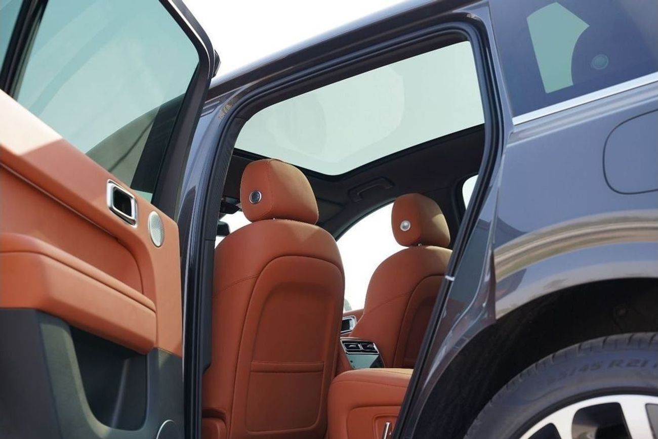 لي اوتو L6 2025 Li Auto L6 Max 1.5L Turbo Range Extended Gray 0Km