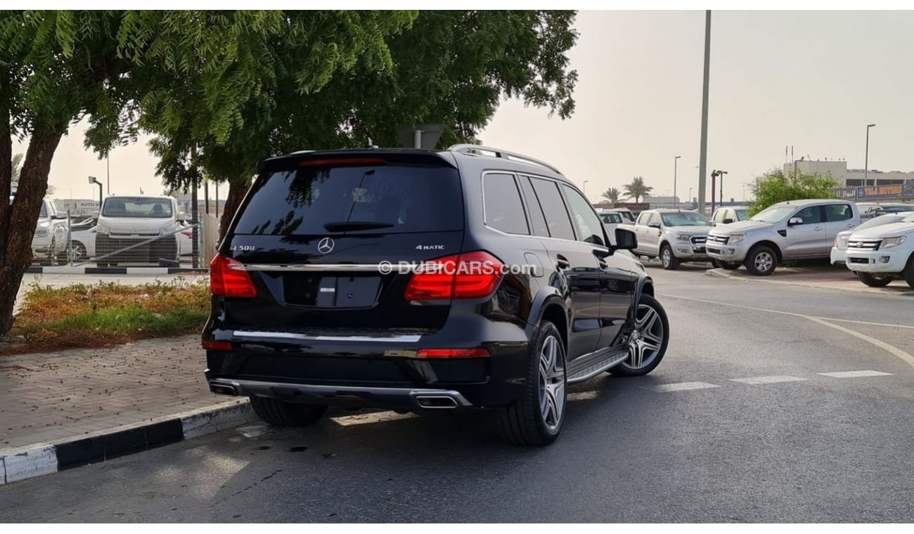 Mercedes-Benz GL 500 2015 4.7L Turbocharged V8 Partial Service History GCC Perfect Condition
