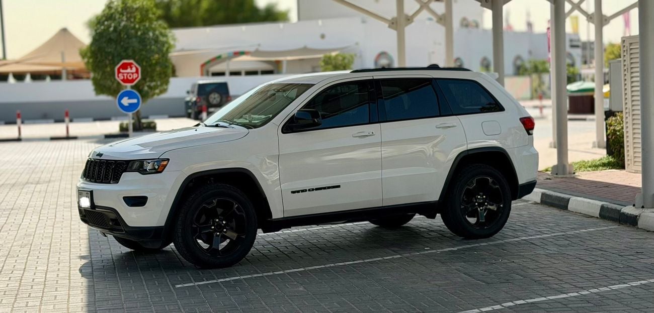 جيب جراند شيروكي