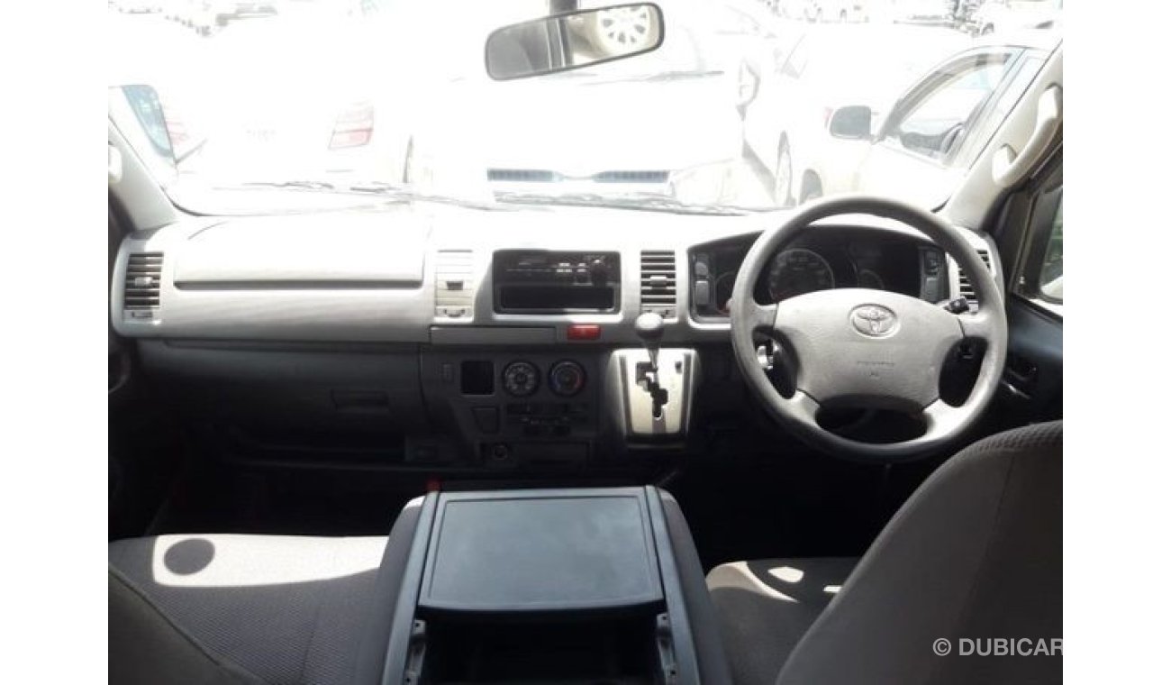 تويوتا هاياس TOYOTA HIACE RIGHT HAND DRIVE (PM1134)