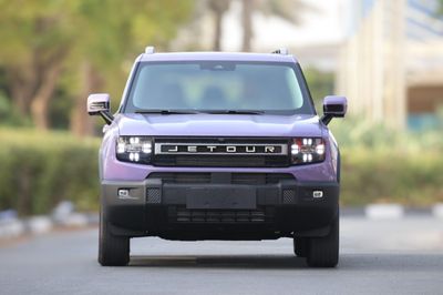 Jetour T1 JETOUR T1 2.0T 8AT LUX 5 SEATS 2026