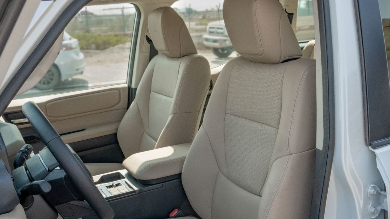 Toyota Prado 2026 Toyota Land Cruiser Prado 2.8L AT Diesel (White-Beige)