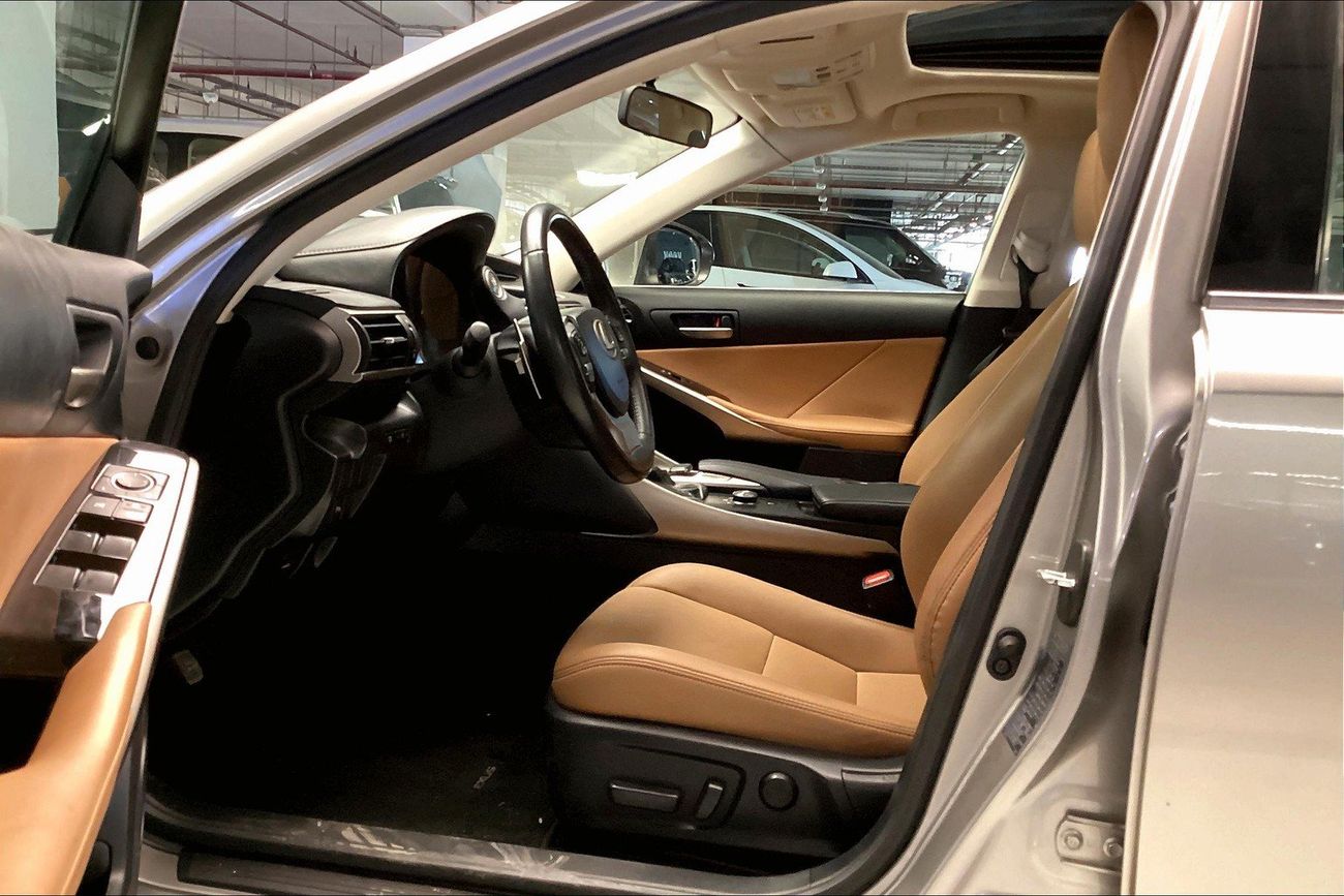 Lexus IS300 Premier | Guaranteed Warranty | 0 Down Payment