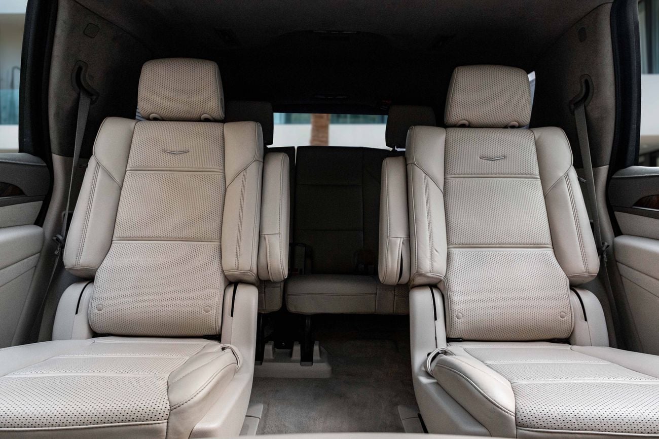 Cadillac Escalade ESV Premium Luxury Escalade ESV Premium Luxury | 4,896 P.M | 0% Downpayment | Perfect Condition!