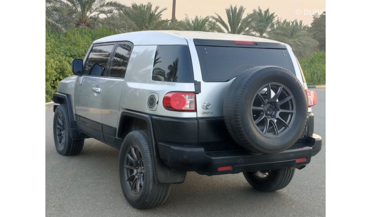 Toyota FJ Cruiser