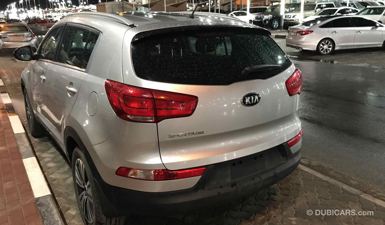 Kia Sportage whatsapp me on the number below