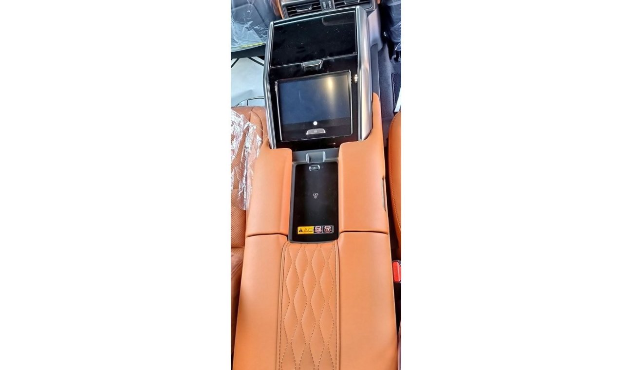 Lexus LX 600 LEXUS LX 600 GRANDEUR VIP EDITION