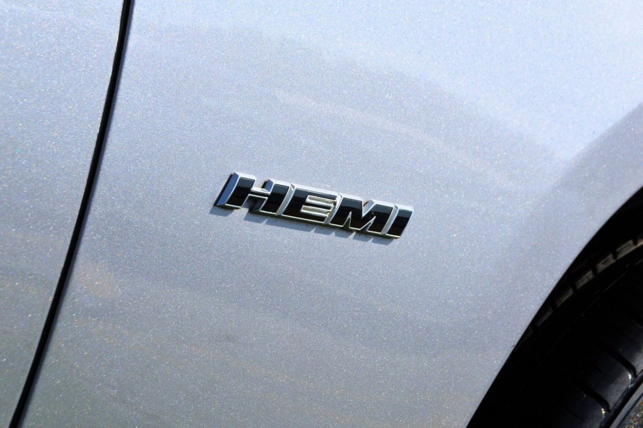 Dodge Charger R/T Highline CHARGER//RT/V8/5.7L**VERY CLEAN **ORIGINAL AIR BAGS**VERY GOOD CONDITION