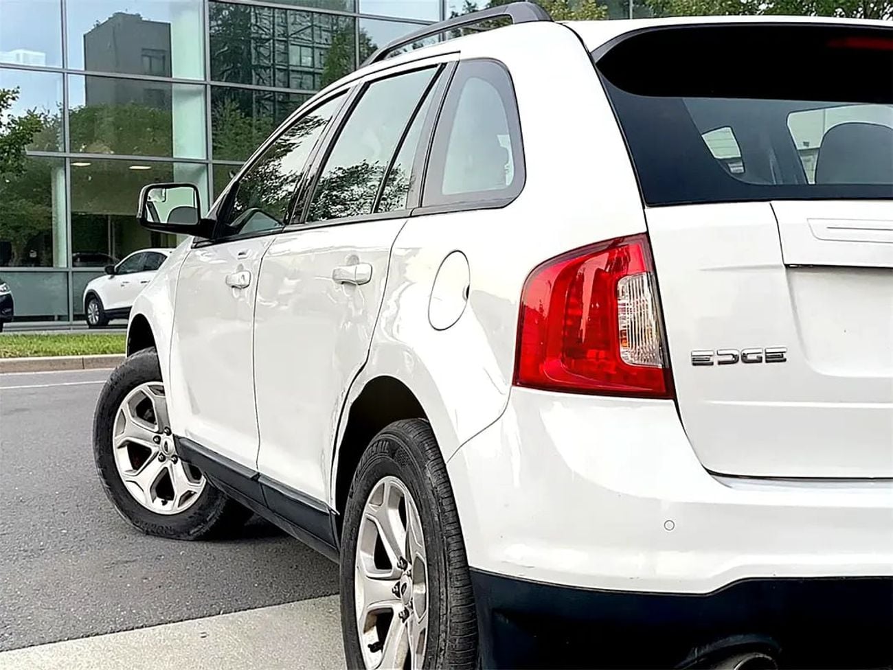 Ford Edge SE 3.5L SE - GCC Specs