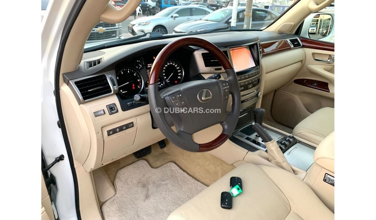 Lexus LX 570