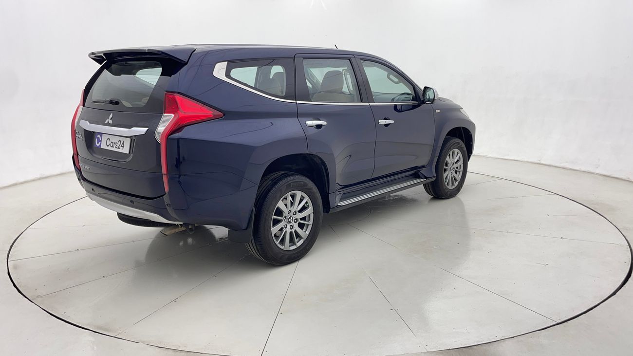 ميتسوبيشي مونتيرو سبورت GLX MID 3 | بدون دفعة مقدمة | اختبار القيادة في المنزل