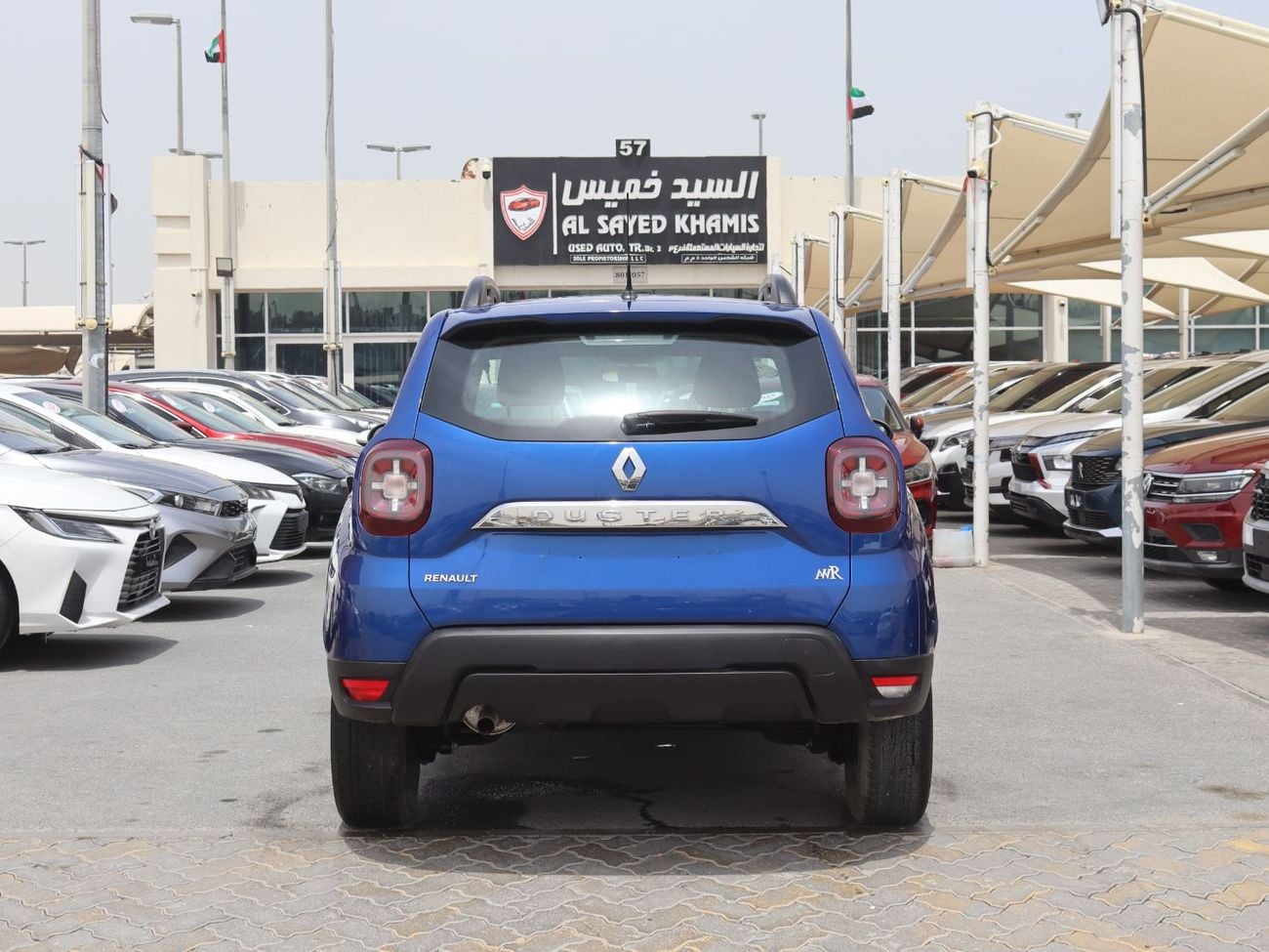 رينو داستر رينوداستر 2023 - خليجى - بدون حوادث - بمحرك 1.6 - بحاله ممتازه من الداخل والخارج