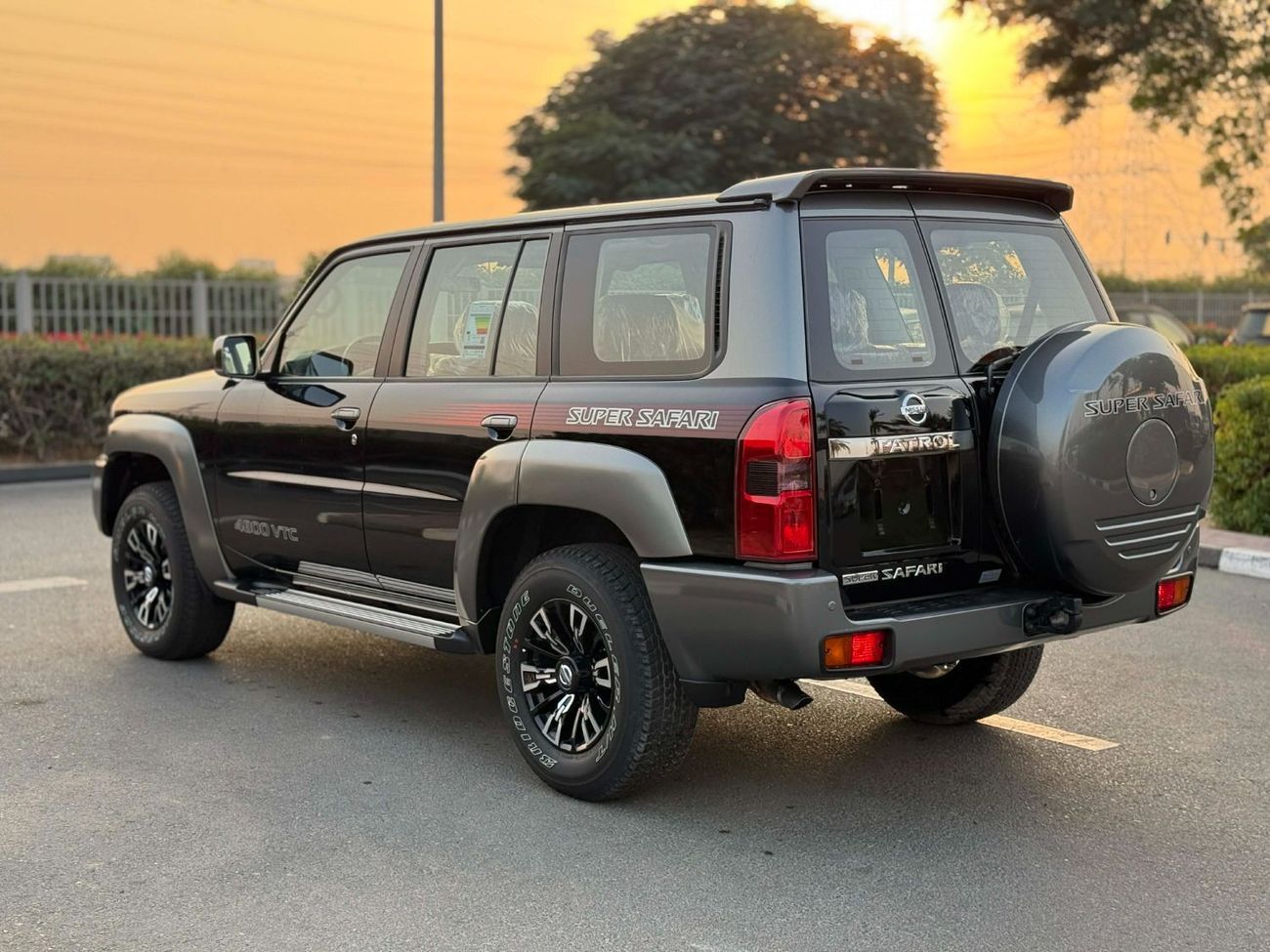 نيسان باترول سوبر سفاري BRAND NEW GCC SPEC UNDER WARRANTY