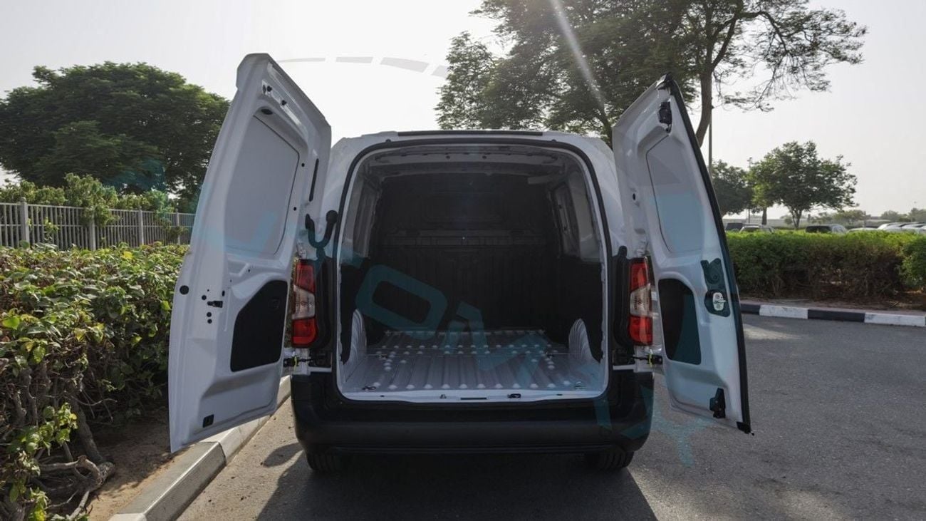 Citroen Berlingo STD (For Export , НА ЭКСПОРТ) VAN L2 1.6T 2026 GCC Без пробега
