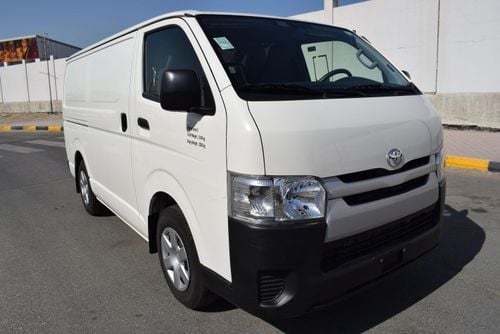 Toyota Hiace Toyota Hiace GL -Standard Roof  Panal Van 2.7L, model:2024. Only done 21000 km