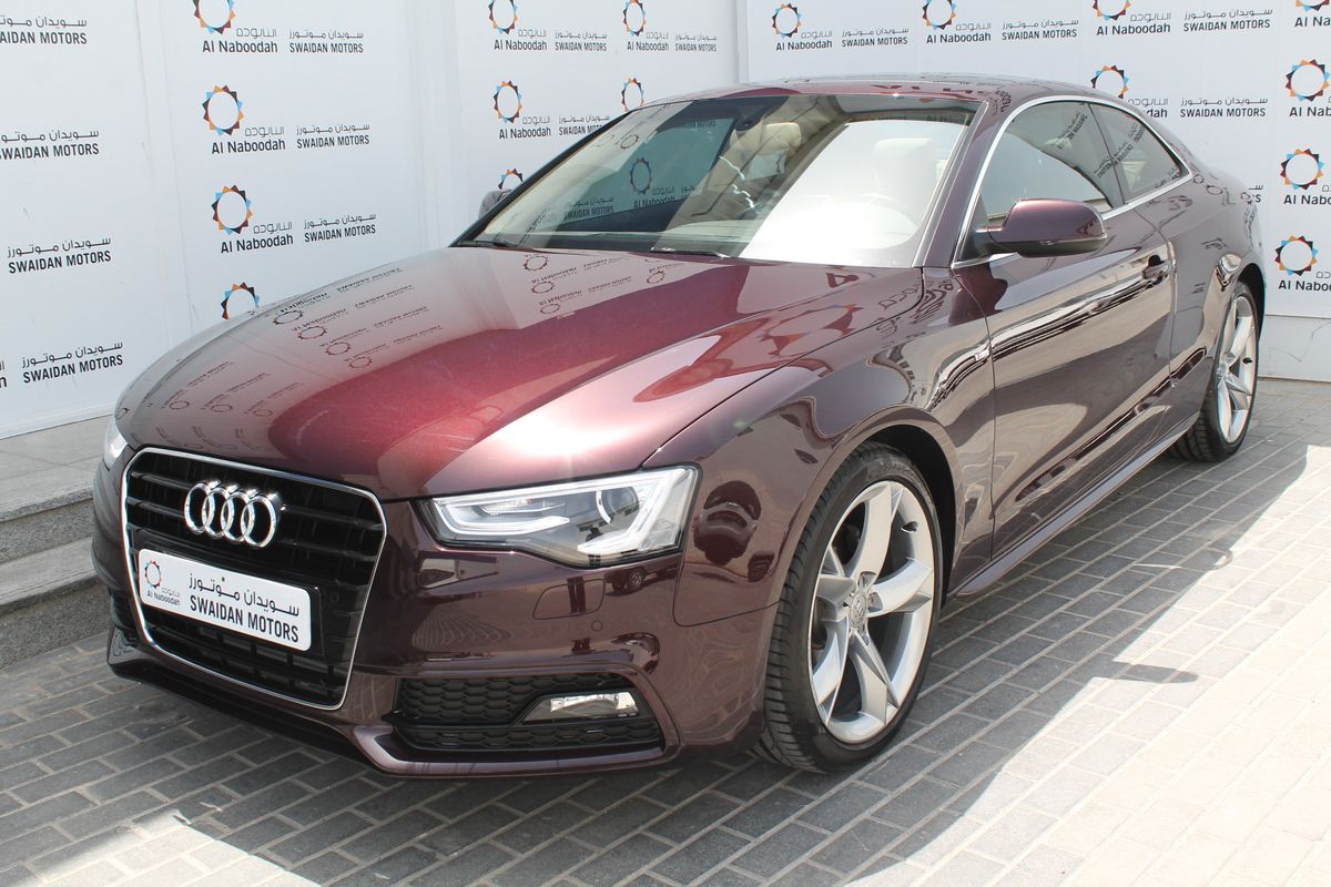 Розовая audi a5
