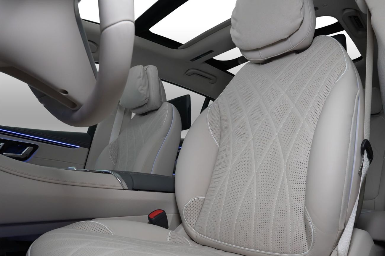 Mercedes-Benz EQS 580 EMC Mercedes-benz Warranty and Service Package | 0% Downpayment | AED 5,606 P/M |