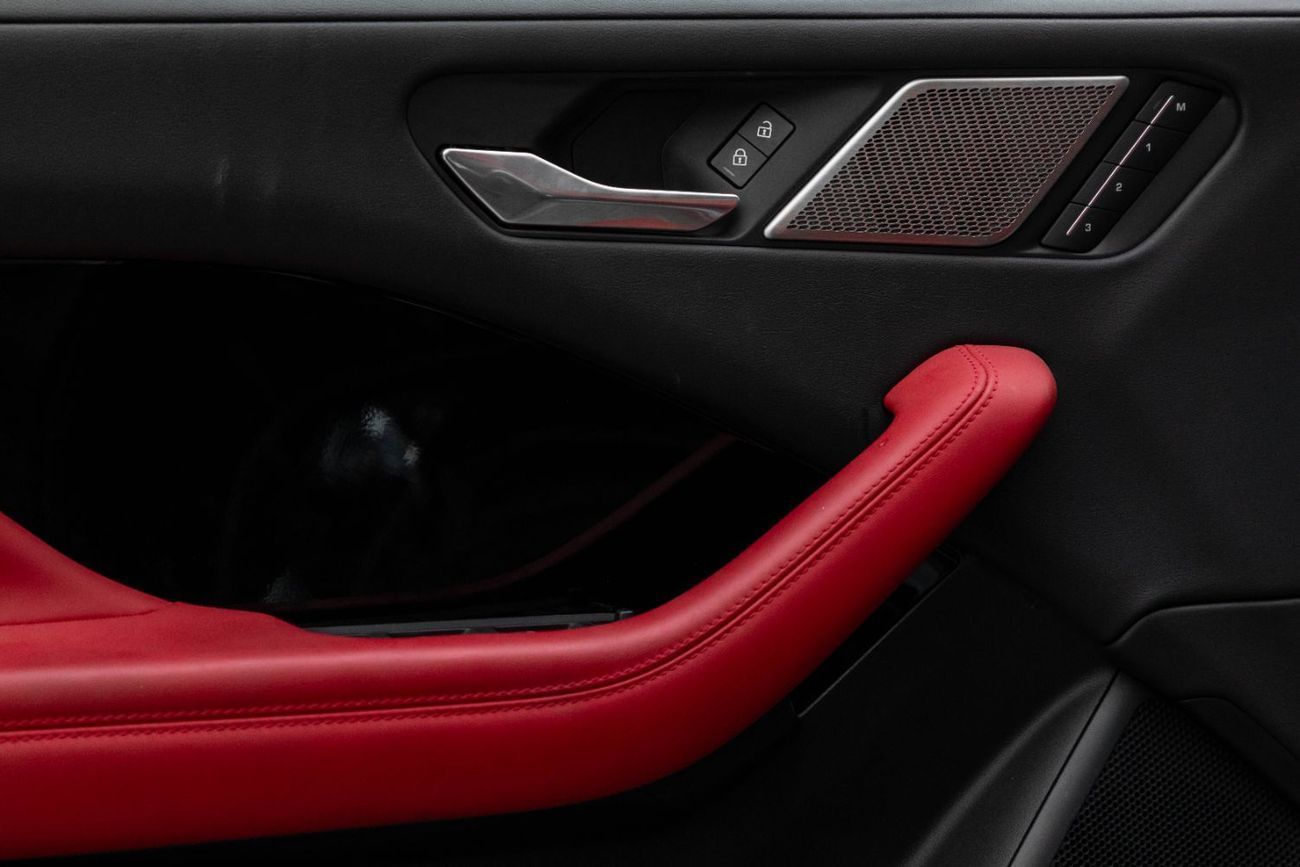 جاكوار ای بيس R-Dynamic | 2,546 P.M | 0% Downpayment | Immaculate Condition!