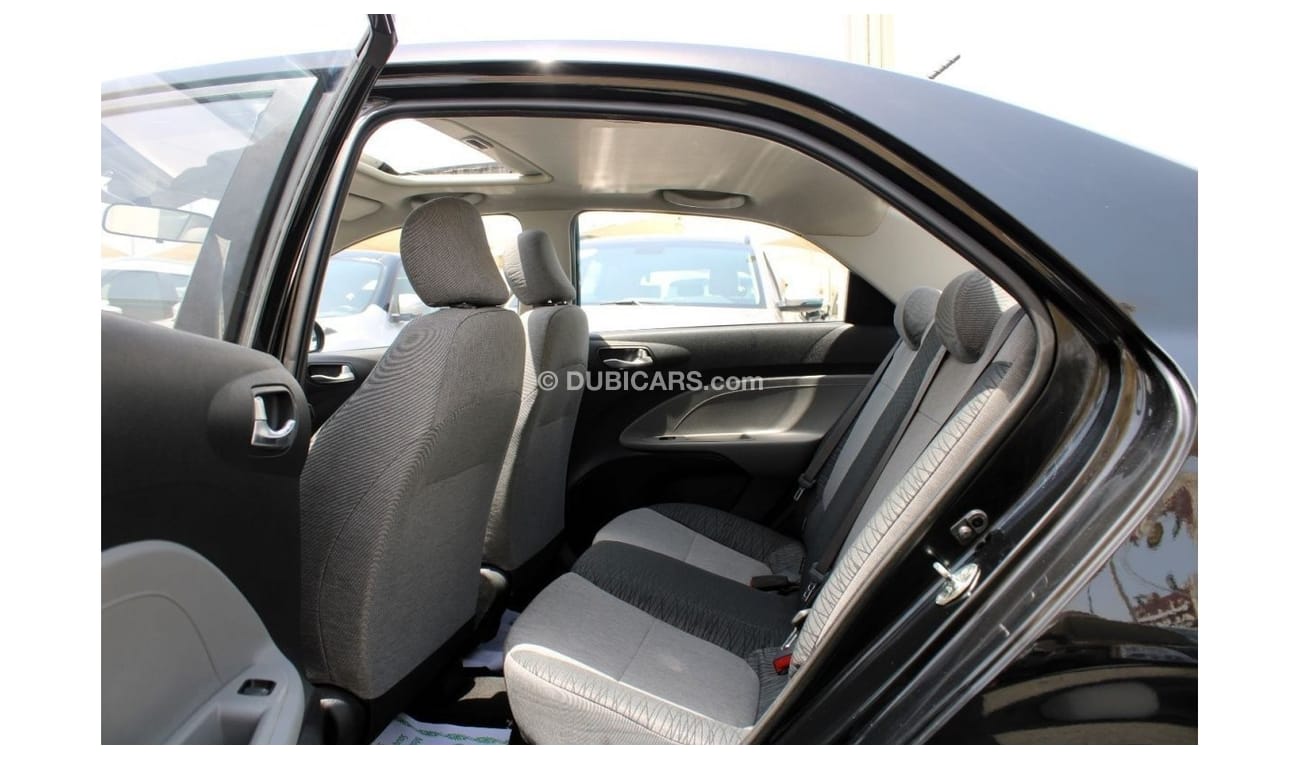 كيا بيجاس MPI توب خالية من الحوادث - خليجي - رقم 1 - الفل - السيارة بحالة الوكالة من الداخل والخارج