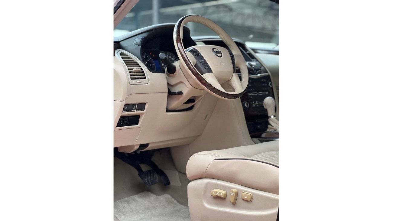 نيسان باترول LE T1