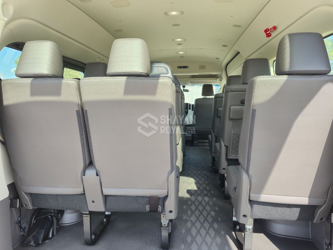 تويوتا هاياس GL 3.5L PETROL V6 GL AT 13-SEATS RWD 2026MY