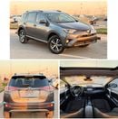 تويوتا راف ٤ XLE 2.5L Full option Sunroof 2018