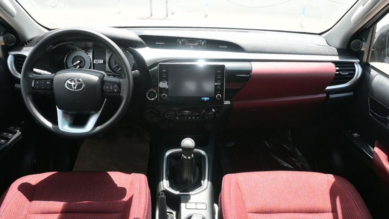 تويوتا هيلوكس 2.7L PETROL 2023 MANUAL TRANSMISSION