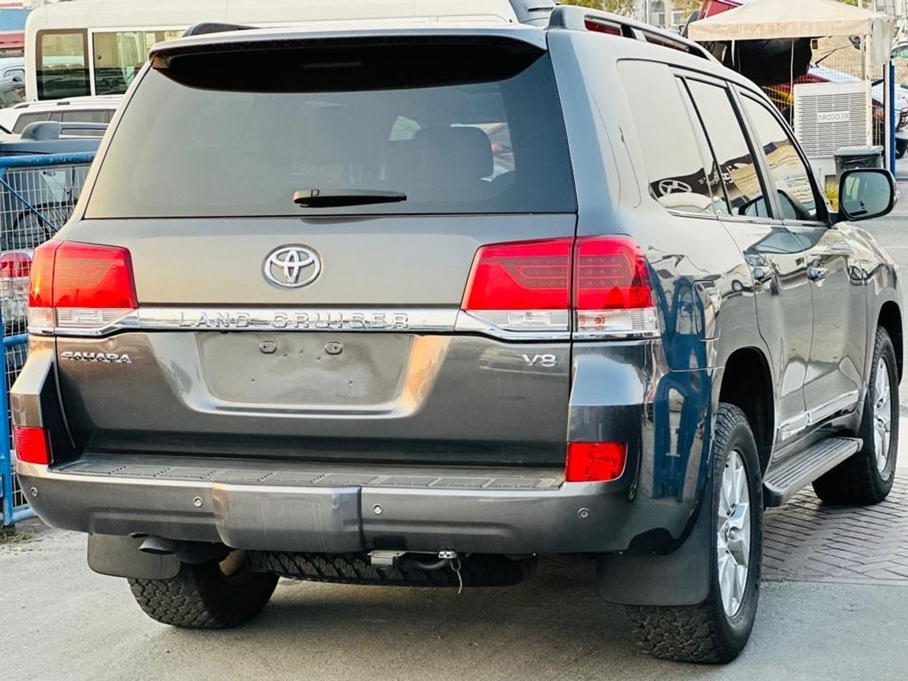 تويوتا لاند كروزر