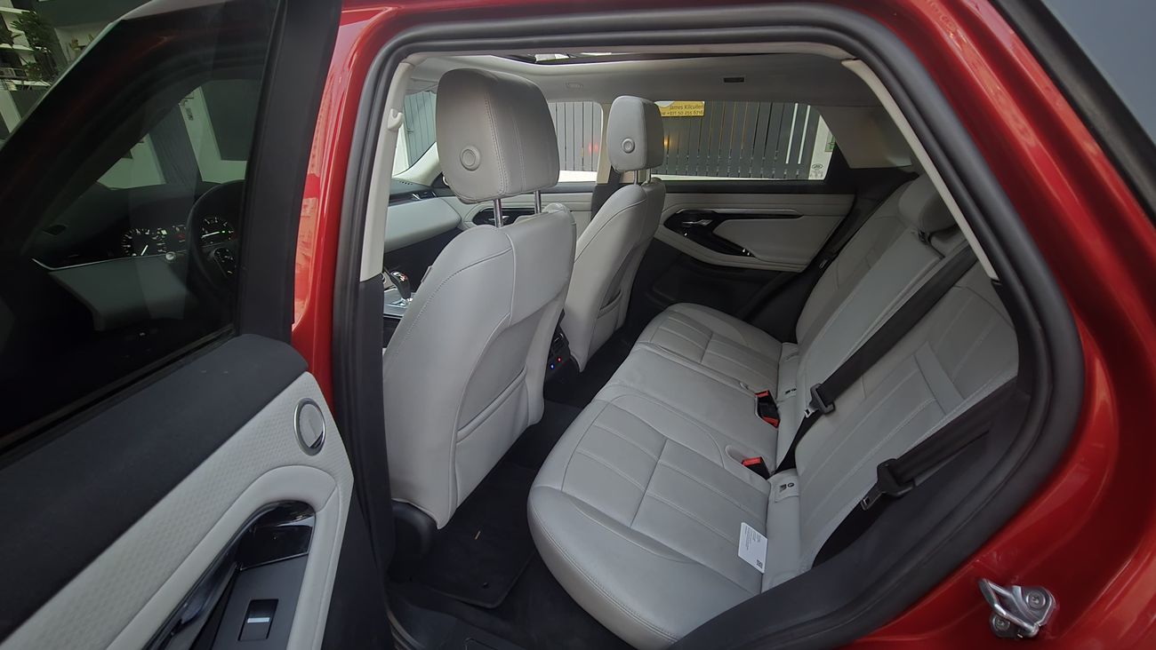 لاند روفر رانج روفر إيفوك