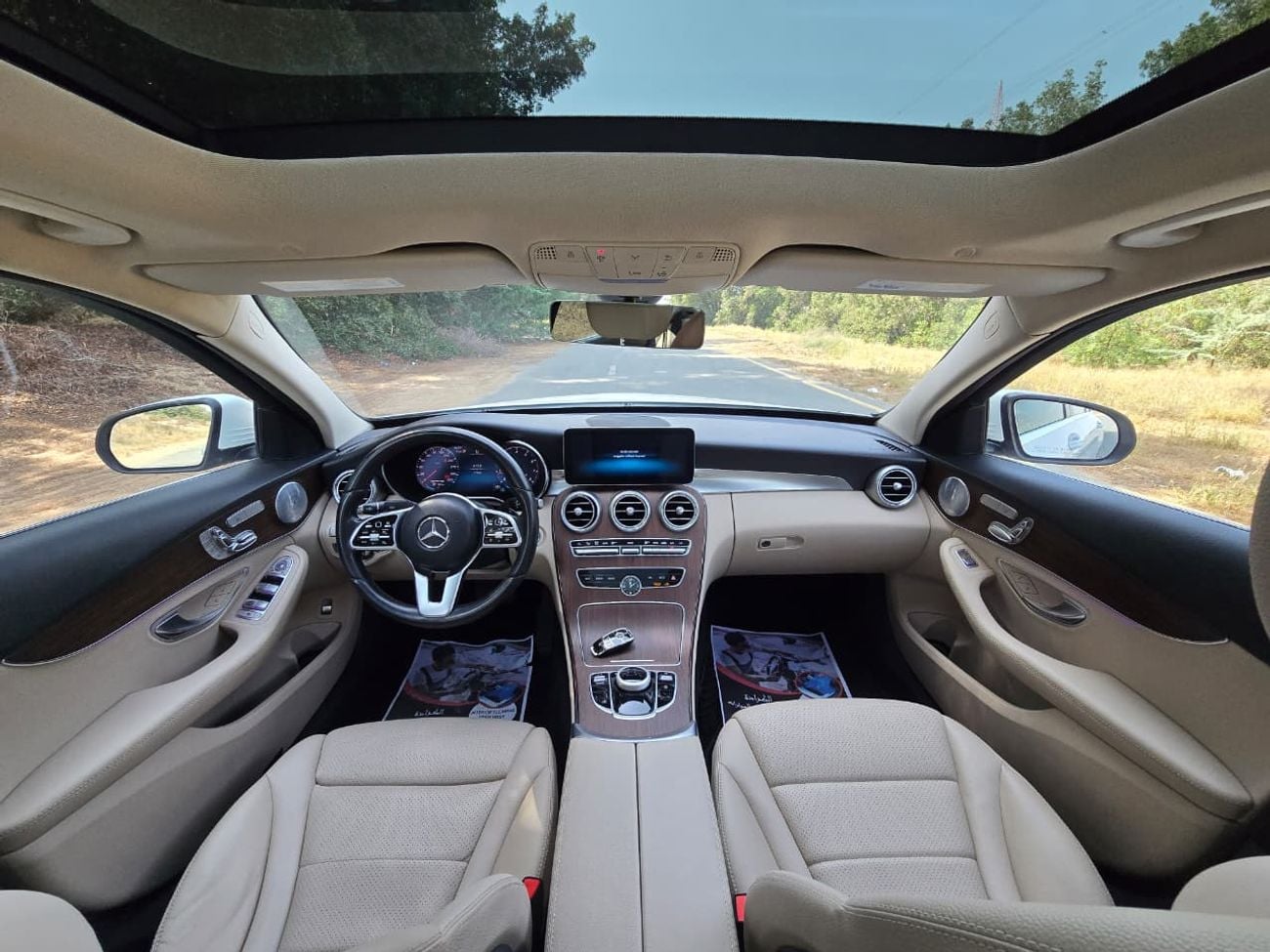 مرسيدس بنز C 300 Premium 2.0L