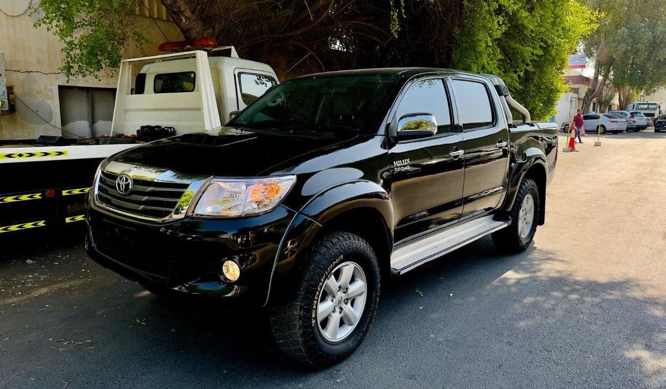 Toyota Hilux EXCELLENT CONDITION | DOUBLE CAB | 3.0L DIESEL ENGINE | RHD | (AT) | 2011
