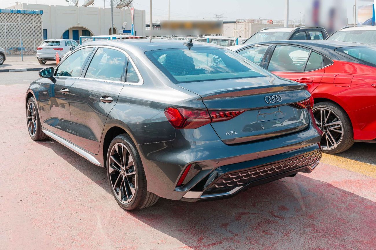 أودي A3 35 TFSI S-LINE Audi A3 1.5T 35 TFSI S-Tronic Sedan 2025 Grey (FOR EXPORT)