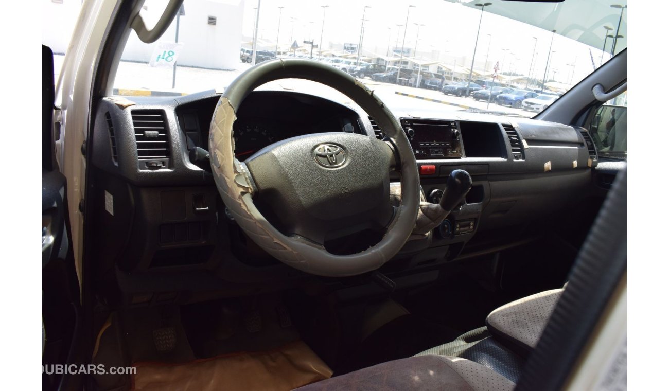 Toyota Hiace Toyota Hiace Highroof Freezer van,model:2015. Free of accident