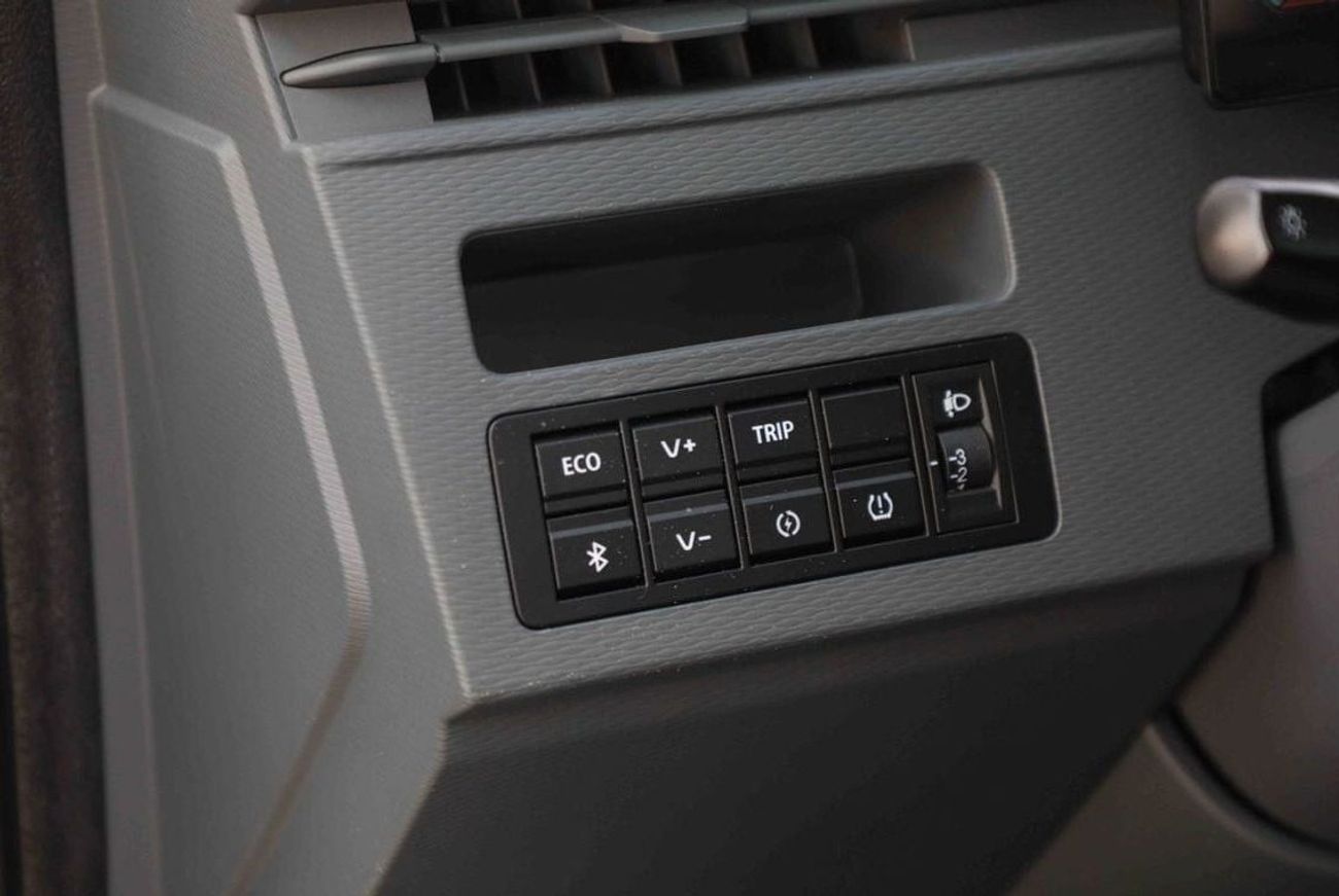 Geely Farizon 2024 SUPER VAN FARIZON F1E FENCE - WHITE inside BLACK | Export Only