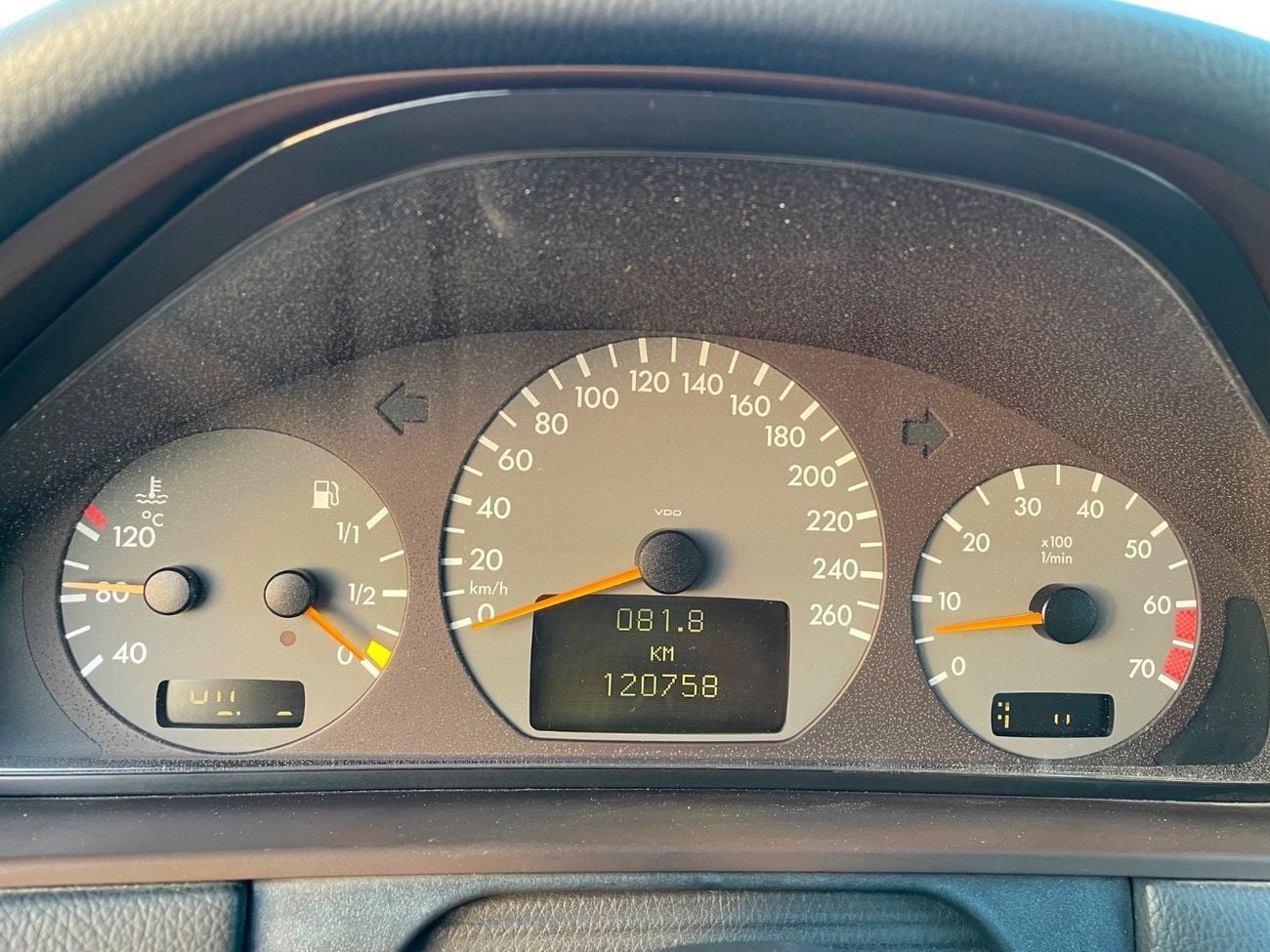 مرسيدس بنز E 320 STD