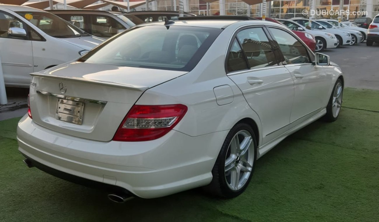 Mercedes-Benz C 350 number one - sensors - slot - leather in excellent condition do not need any expe