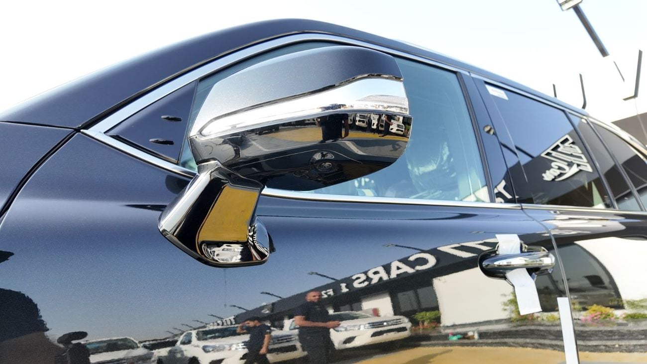 لكزس LX 700h F Sport