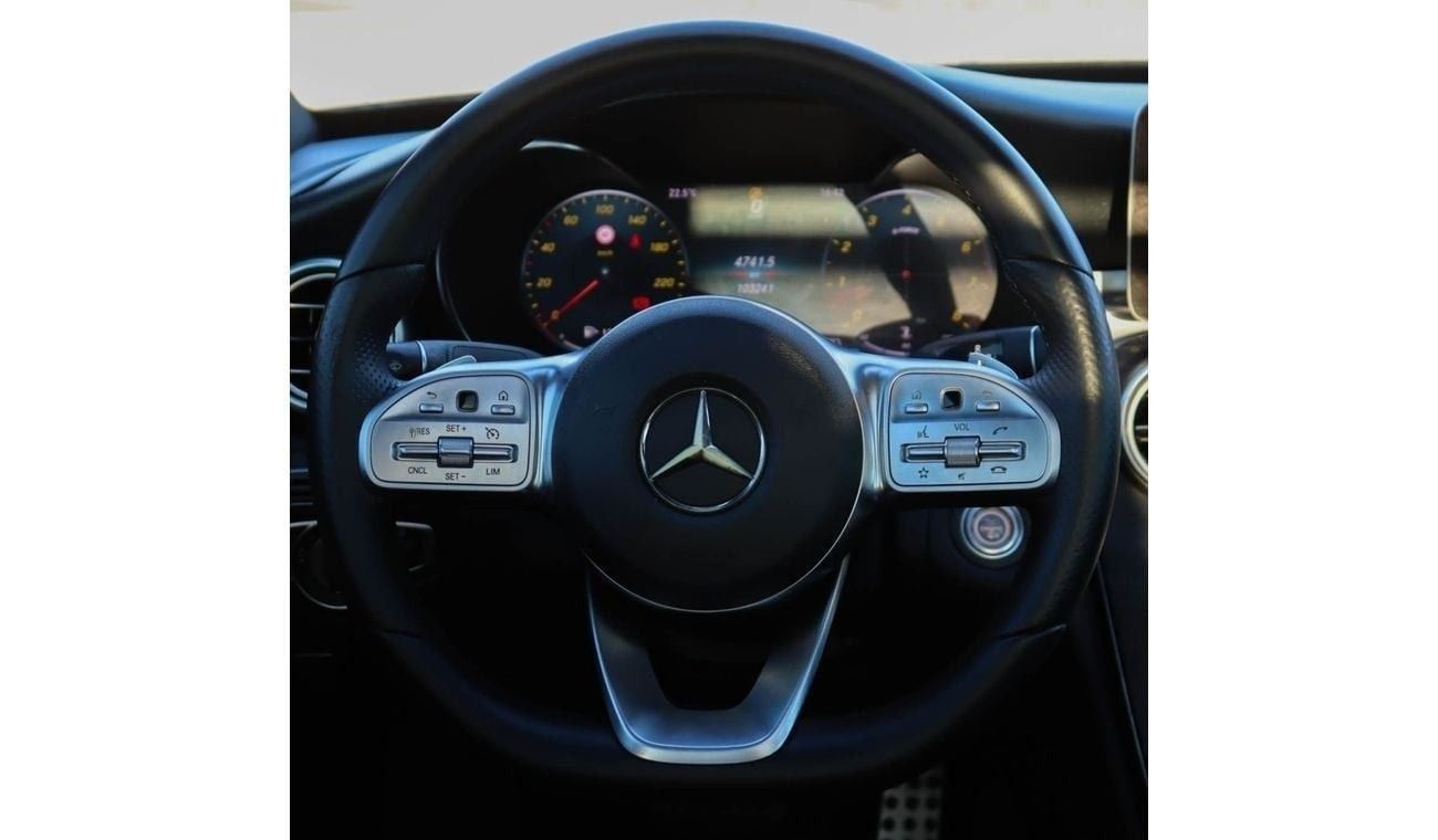 مرسيدس بنز C 200 Mercedes C200 2019 2.0 L GCC, original paint accident-free in excellent condition, 1794 P.M