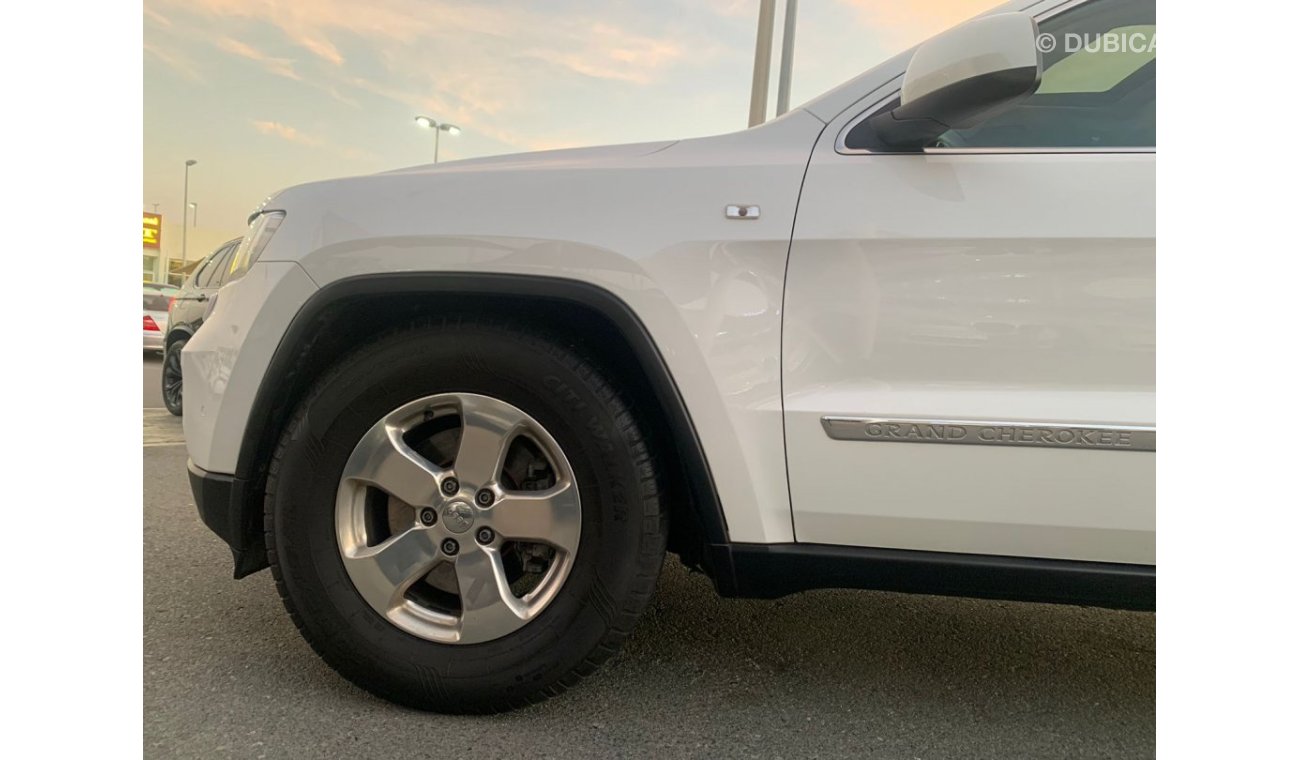 جيب جراند شيروكي Jeep Grand Cherokee_Gcc_2013_Excellent_Condition _Full option